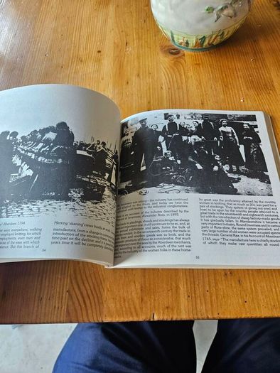 Traditional Knitting Of The British Isles.  Fisher-gansey Patterns Of Scotland And The Scottish Fleet. By Michael R. R. Pearson. Rare First Edition Paperback In Good Condition. See Photos For Same.
