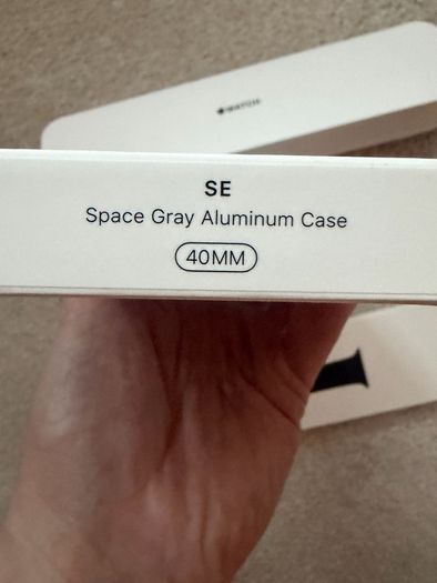 Apple Watch SE Space Grey Aluminium Case 40mm