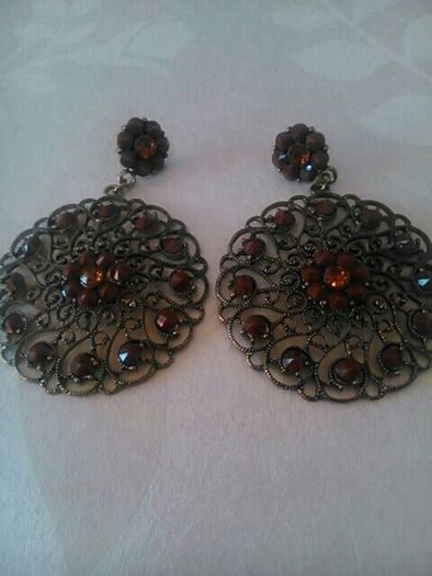 Ear rings