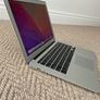 MacBook Air 13 (2017) Image 2