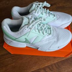 Nike Court Lite 4