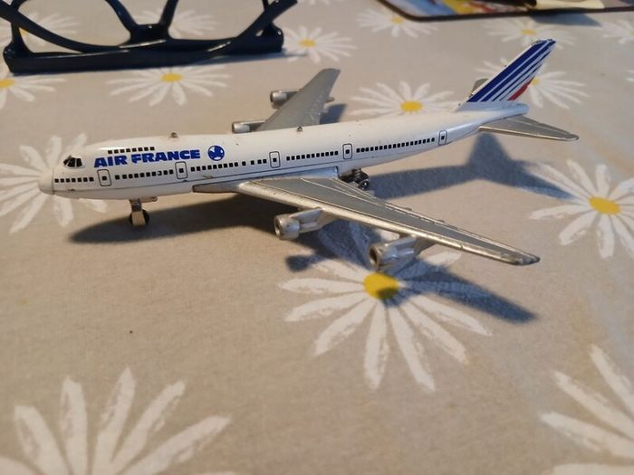 Vintage Air France Ertl die-cast