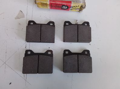 Volvo 145 / 164 /240 / 242 Brake Pads