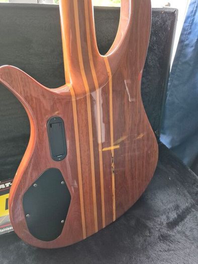 ibanez 5 string bass