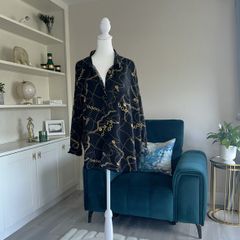 Ladies long-sleeved Black & Gold Blouse from Primark. Size UK size 16/ EU size 44
