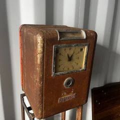 Vintage Magneta Clock in machine, Made in England