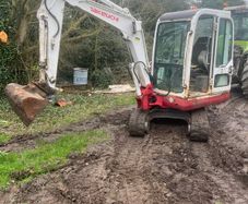 3tonne mini Digger with driver for hire