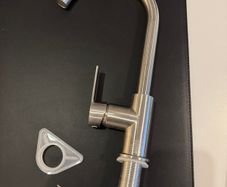 Kitchen mixer tap