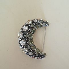 Moon brooch, Jewellery, Brooch