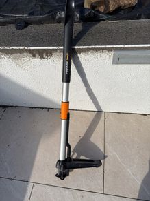 Fiskar lawn weed puller tool