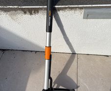 Fiskar lawn weed puller tool
