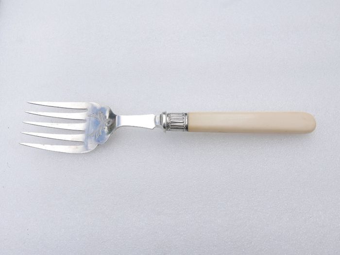 Vintage Art Deco Hallmarked Silver Plated Fish Servers: Sheffield