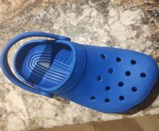 Crocs size J1