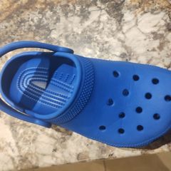 Crocs size J1