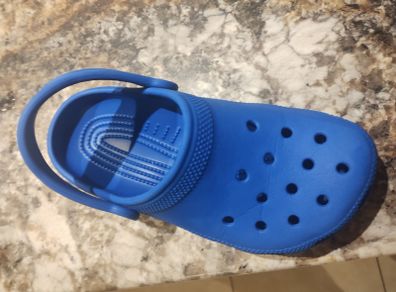 Crocs size J1