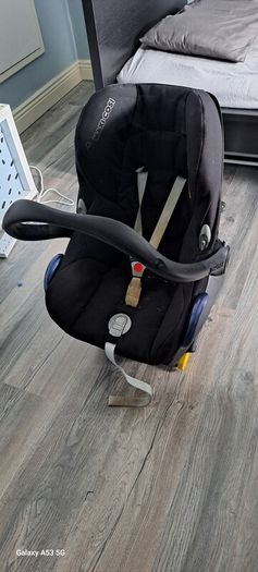 free maxi cosy baby car seat and base fo isofix