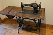 antiquue Singer foot sewing machine