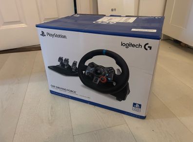 Logitech G29 steering wheel and pedals