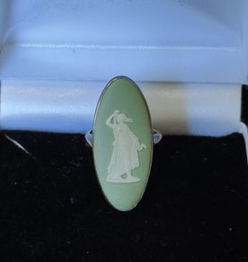 Wedgwood cameo silver ring
