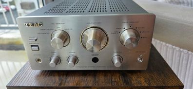 Teac AH 300 Amplifier