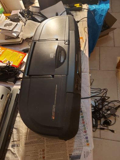 Samsung CD Player Stereo Radio Cassette Recorder, Model RCD-1650, Dual Tape Deck and Radio working fine, CD Player struggling to spin
