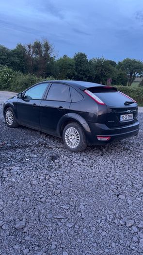 10 ford focus 1.6 deisel  for breaking
