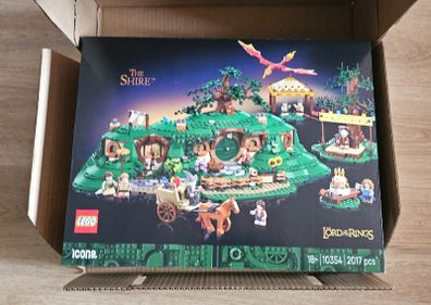 Lego LOTR 10354 The Shire and 40761 Smeagol & Deagol