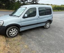 Peugeot Partner Car