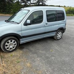 Peugeot Partner Car