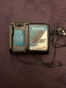 makita charger