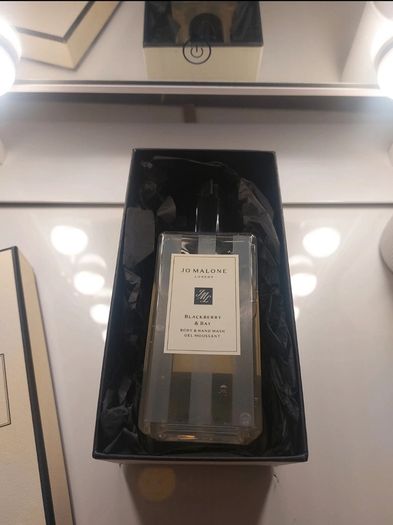 Jo malone