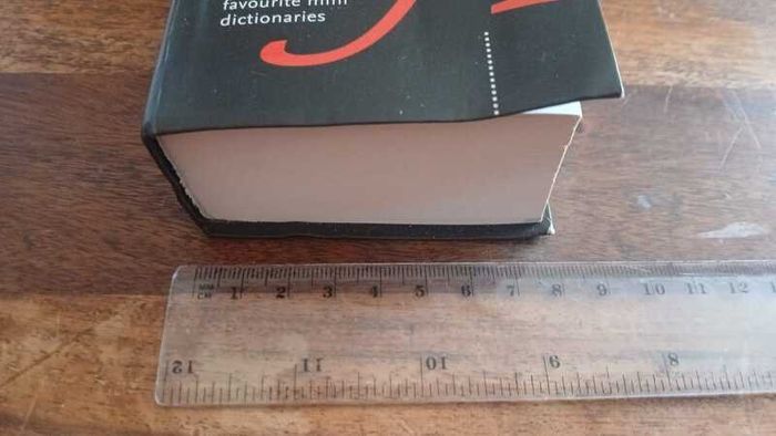 English Dictionary by Ian Brookes - mini edition