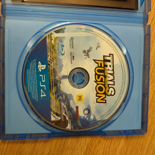metal gear solid 5 The phantom pain PS4 plus trials fusion disc