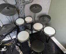 Drum kit