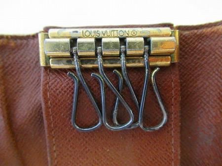 Louis Vuitton Key holder