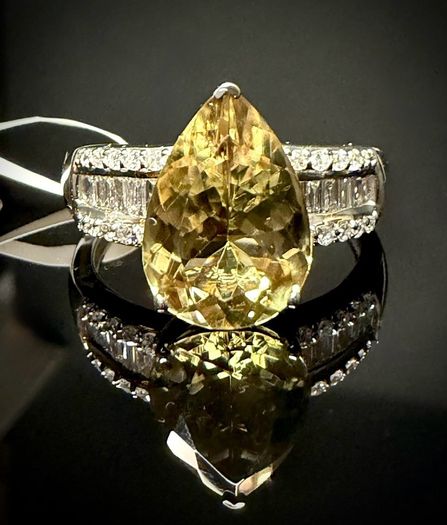 Diamond 950 Platinum AAA Turkizite & Diamond Statement Ring