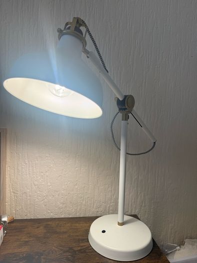 desk lamp