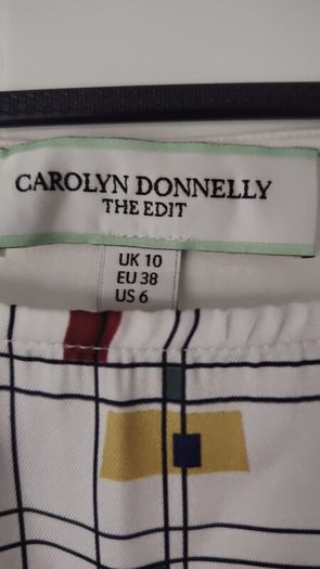 carolyn Donnelly top