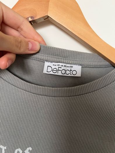 Stretchy long sleeve top