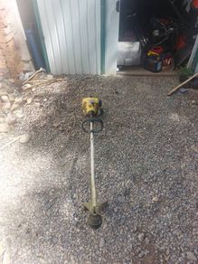 26cc pro cut 2 stroke strimmer