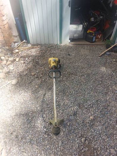 26cc pro cut 2 stroke strimmer