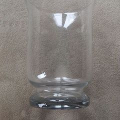 Glass vase