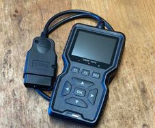 Professional OBDII/EOBD Vehicle Diagnostic Scanner | Brand New