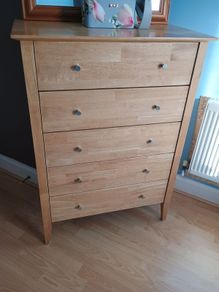 Genuine solid oak chest of drawers