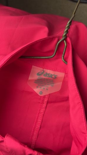 Asics Running Windbreaker