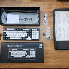 Keychron Q5 HE QMK Wireless Custom Keyboard ISO layout gateron nebula switch