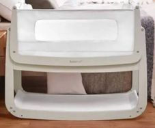 SnuzPod 4 bedside crib