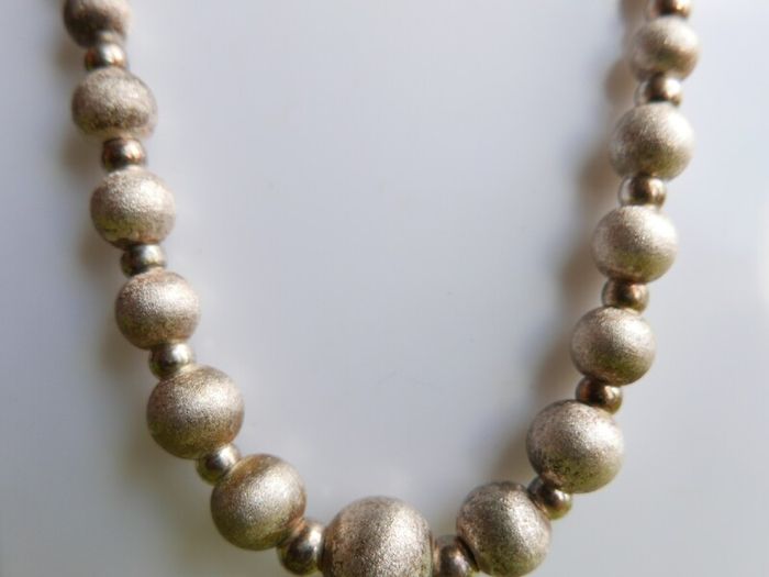 Vintage, Women's Sterling Silver 925 Bead Necklace. length 18,5" - 23,9g