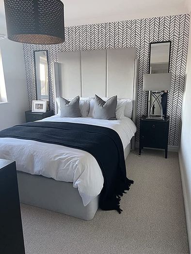 Geometric Pattern Modern Minimalist Wallpaper Herringbone Black White Vinyl Self Adhesive Wallpaper Decoration for Thanksgiving Christmas Day MULTIPLE SIZES AVAILABLE (FREE SHIPPING)