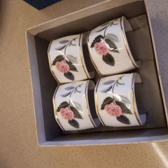 Wedgewood Hathaway Rose 4 Boxed Napkin Rings